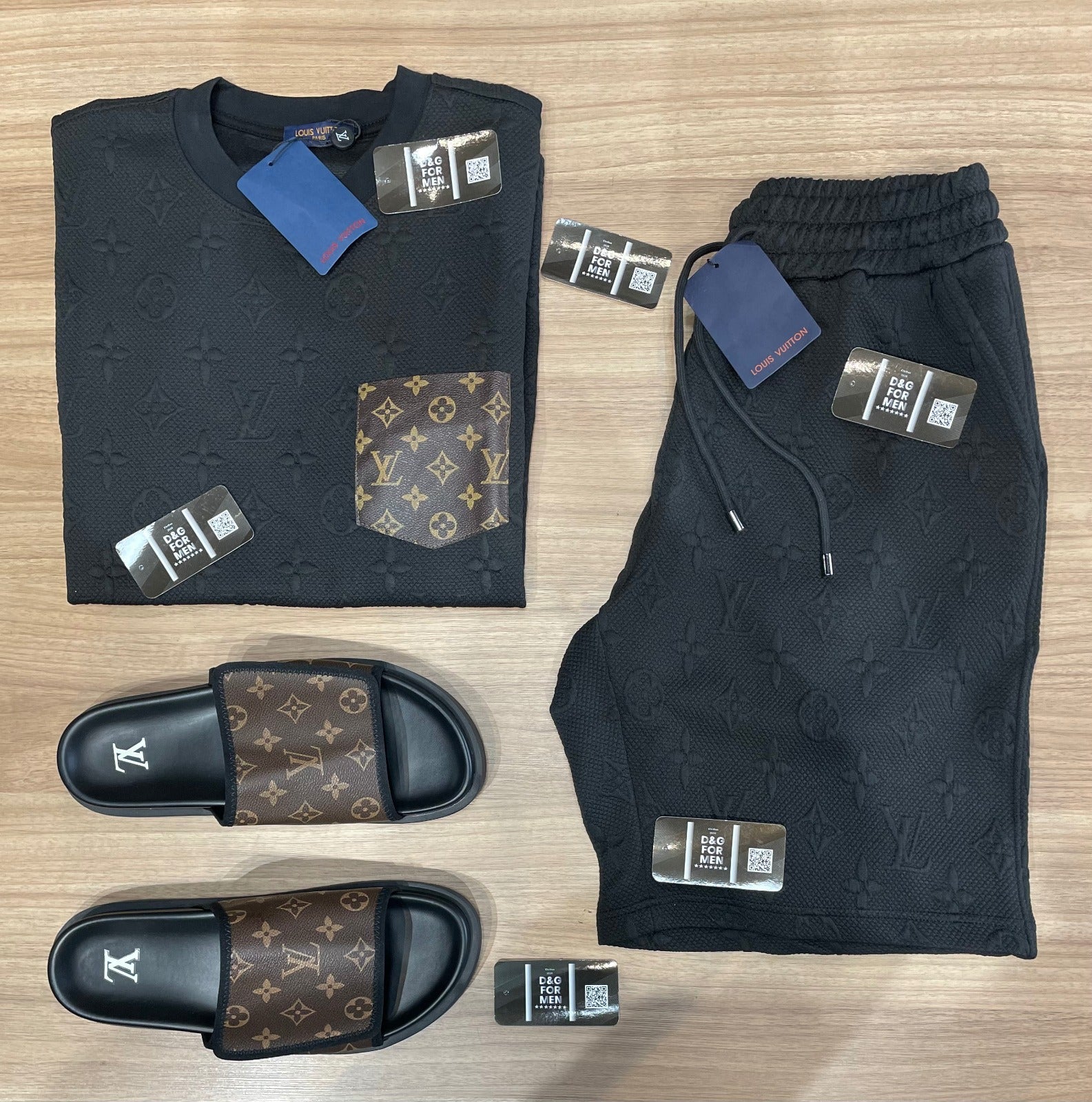 Conjunto Grife - LV (Promoção Esquenta Black Friday) [CAMISA + BERMUDA + BONÉ + CHINELO