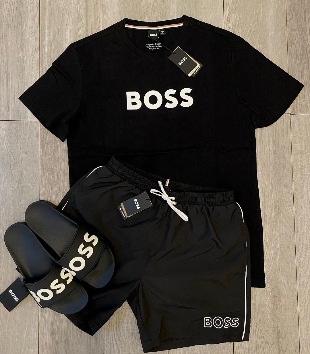 KIT HUGO BS ALL BLACK ( CAMISA+SHORT+CHINELO) PROMO ESQUENTA BLACK FRIDAY