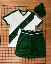 CONJUNTO  DA LACOSTE MODELO EXCLUSIVO  ( CAMISA+SHORT+ BONÉ+CHINELO)