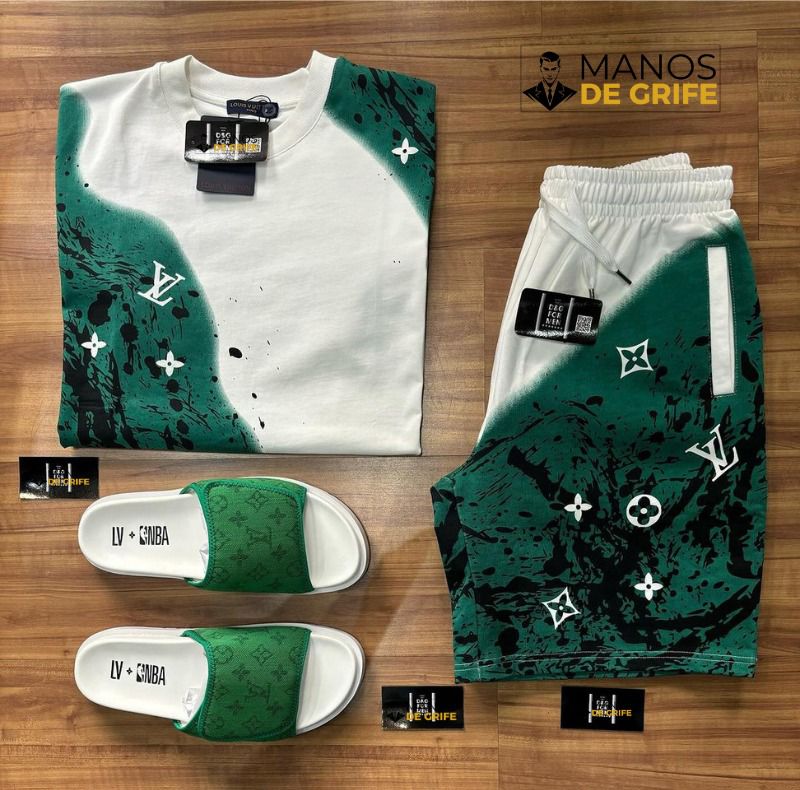 Conjunto LV Green (Promoção Esquenta Black Friday) [CAMISA + BERMUDA + CHINELO]